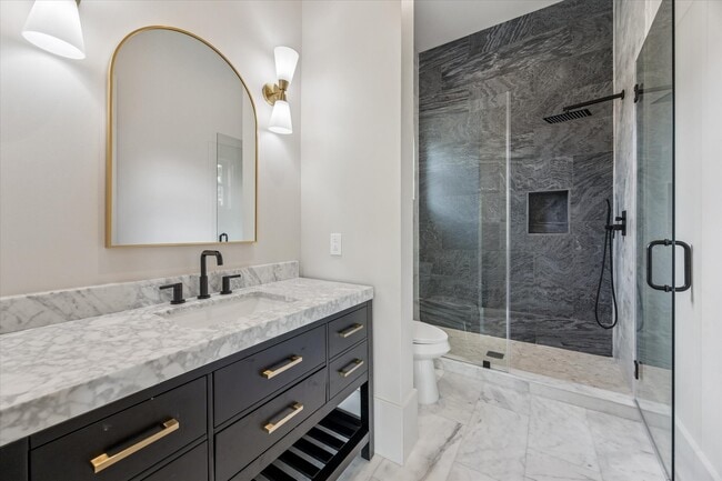 Building Photo - 7203 Tickner St