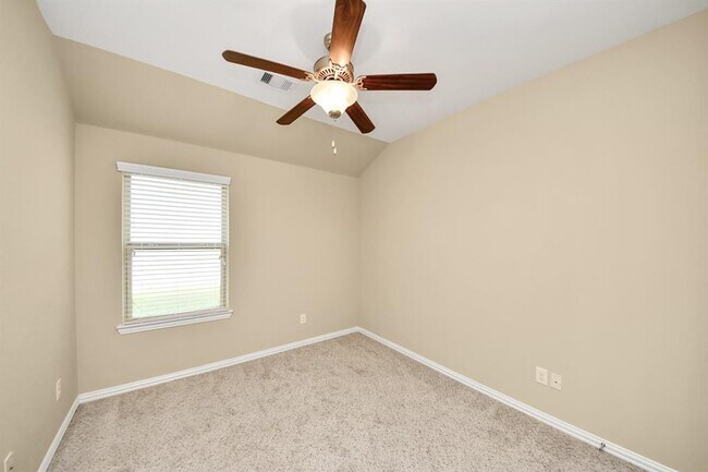 Building Photo - 2439 Dark Elm Dr