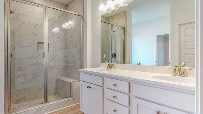 Building Photo - 4 Bedroom Home in Paradise Cove