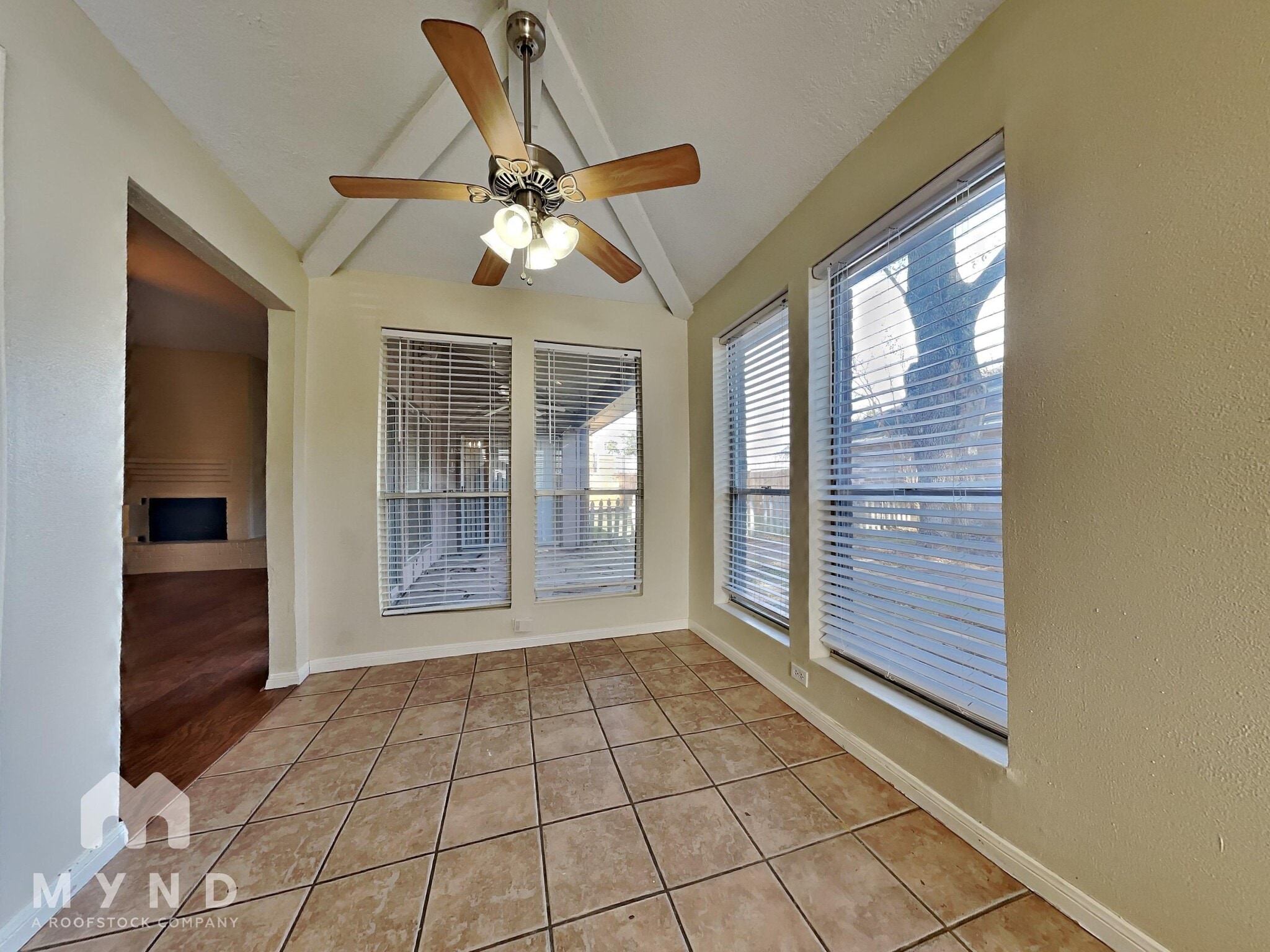 Building Photo - 8731 Summit Pines Dr