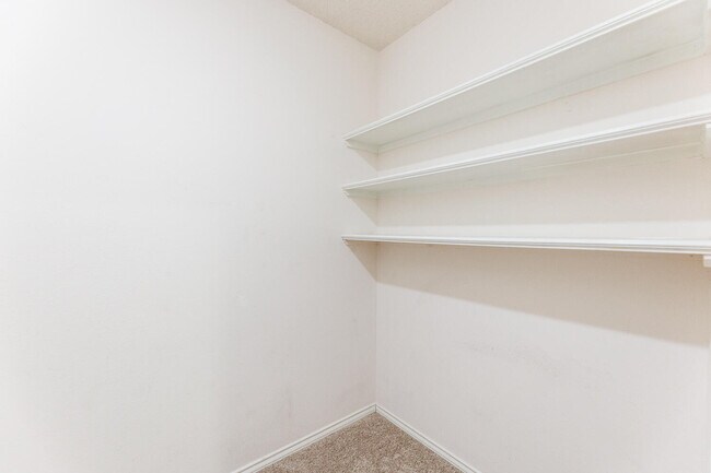 Building Photo - 3102 109th St