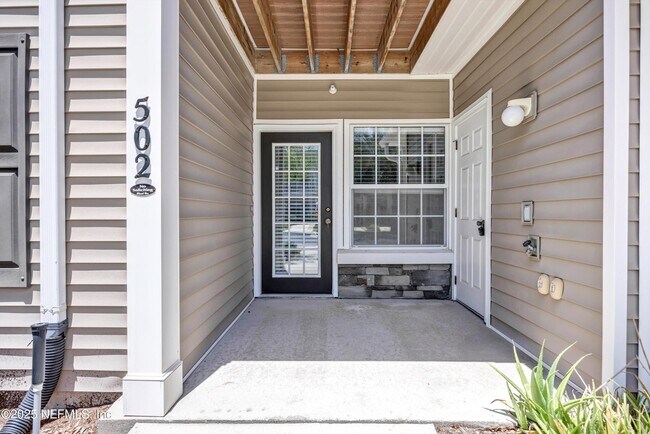 Building Photo - 575 Oakleaf Plantation Pkwy