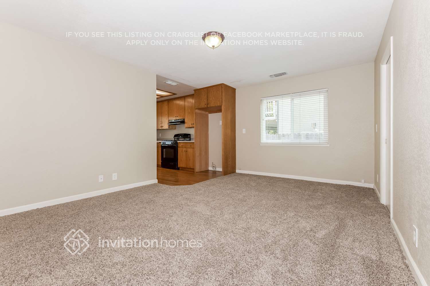 Building Photo - 1214 Cresthaven Dr