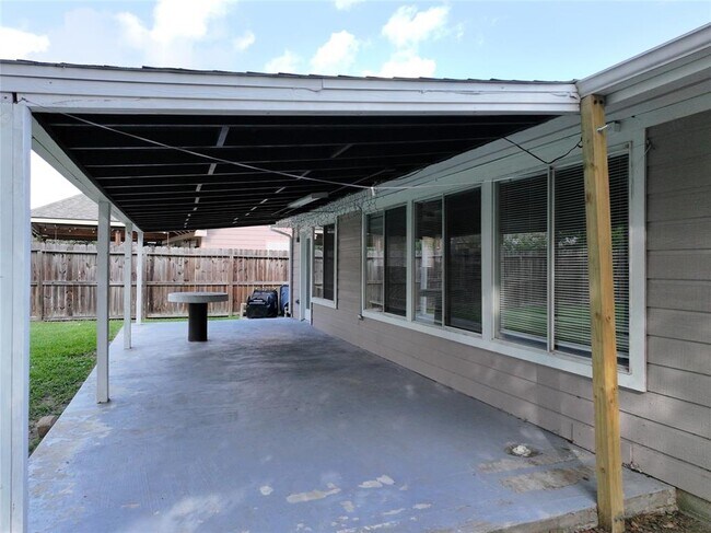 Building Photo - 5115 Summit Lodge Dr