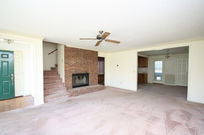 Building Photo - 134 Michli Rd