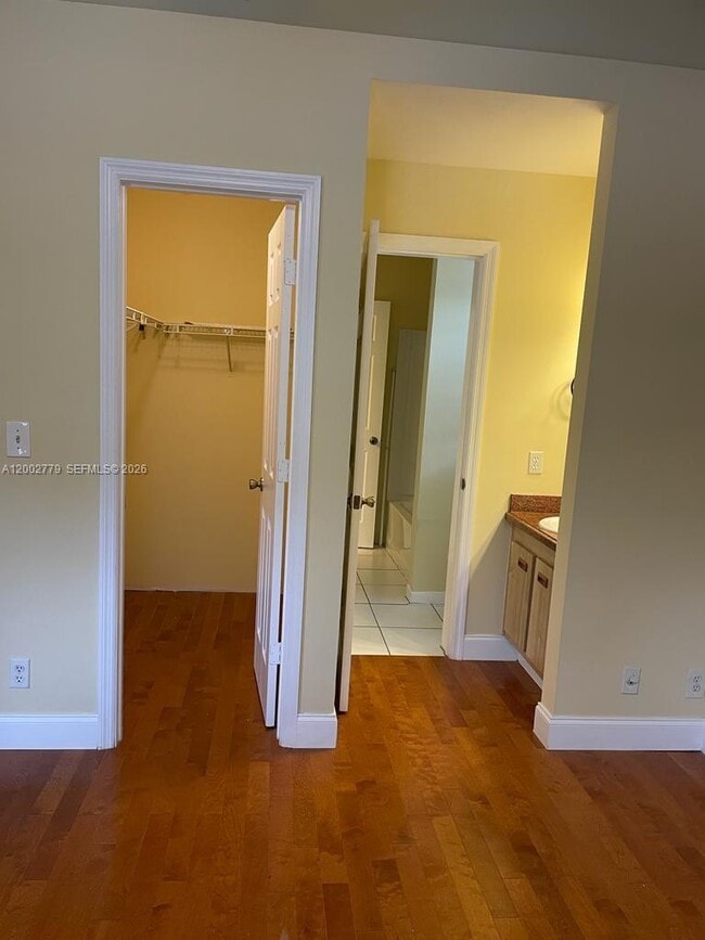 Building Photo - 81 SW 3rd St