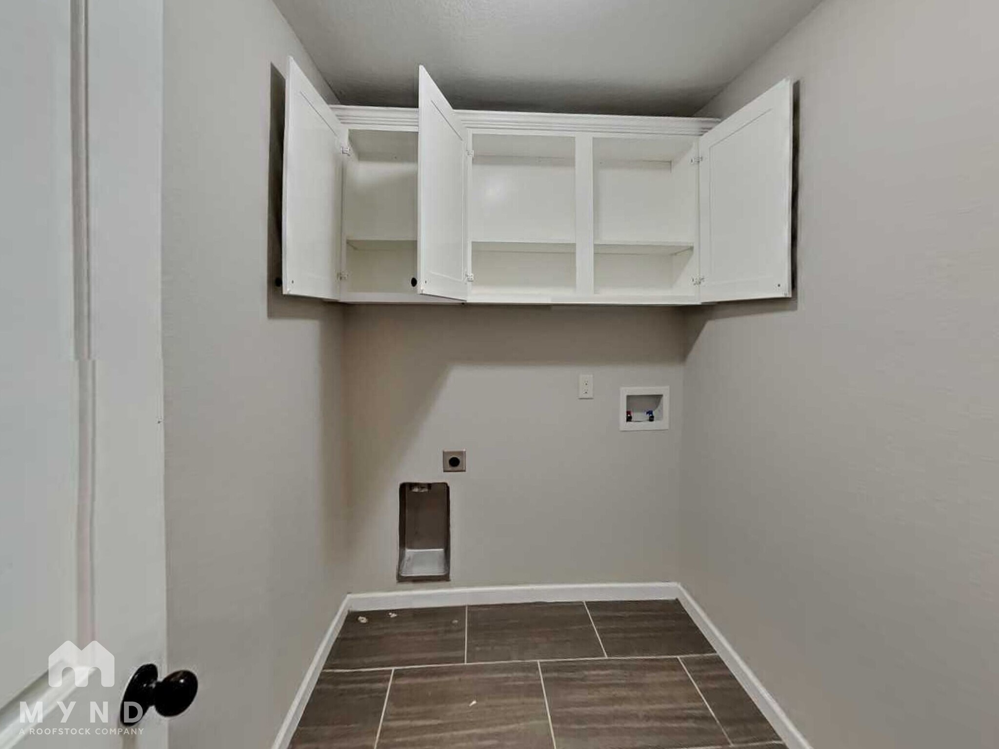 Building Photo - 440 Timber Ridge St