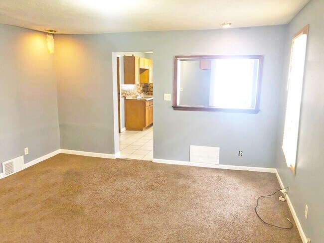 Building Photo - 7815 Jeffries Ave