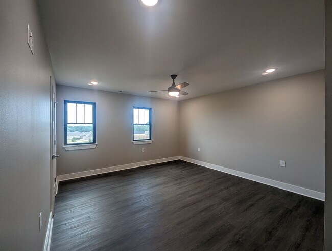 Building Photo - 20 Estes Wy