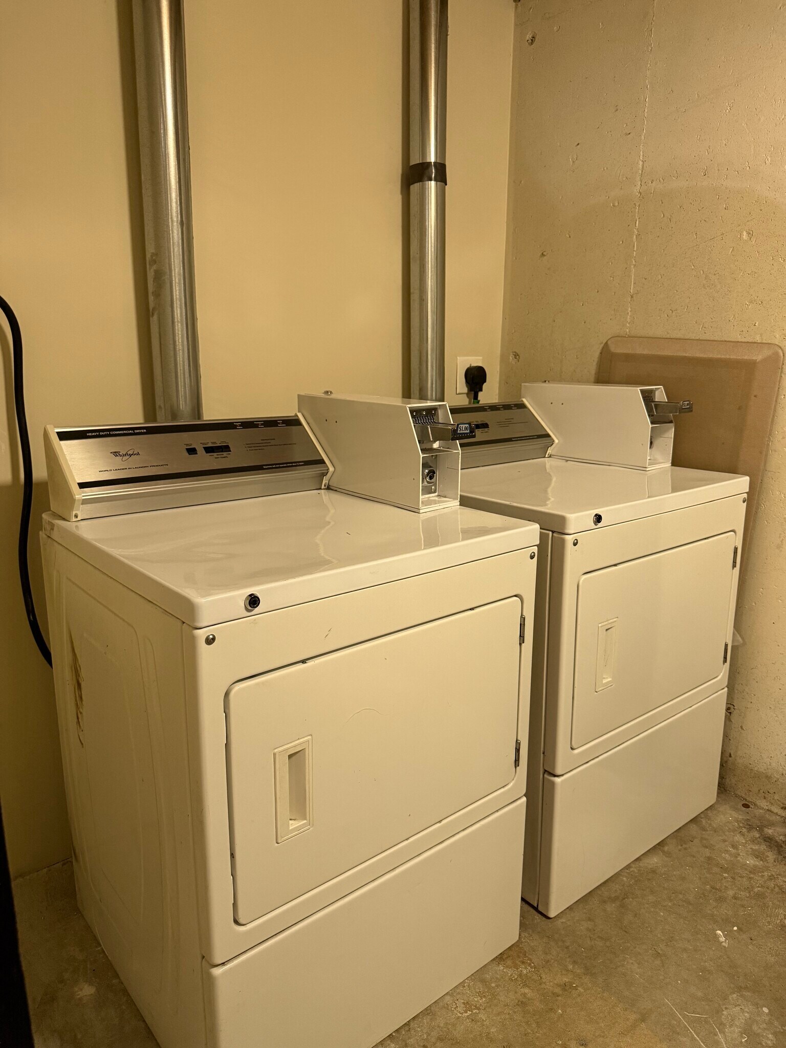 Building Photo - 21 Blakeville St