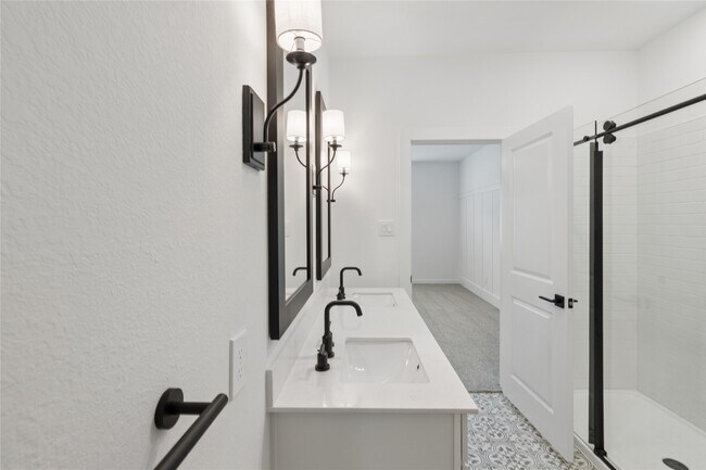 Building Photo - 4727 Bay Vista Dr