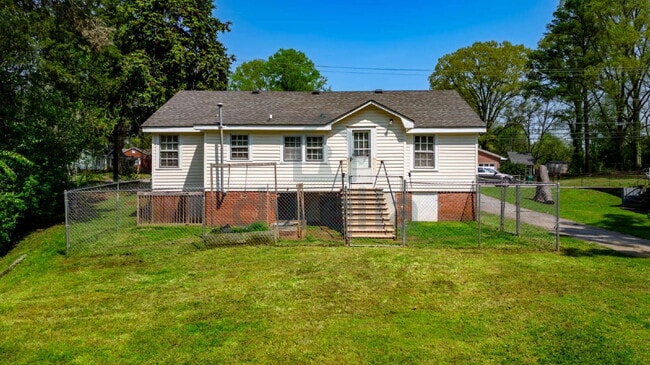 Building Photo - Fully Renovated 3-Bedroom Home in Gaffney—Convenient Access to Interstates & Spartanburg!