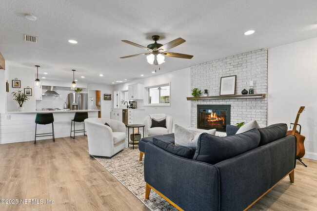 Building Photo - 4356 Olde Pine Ln