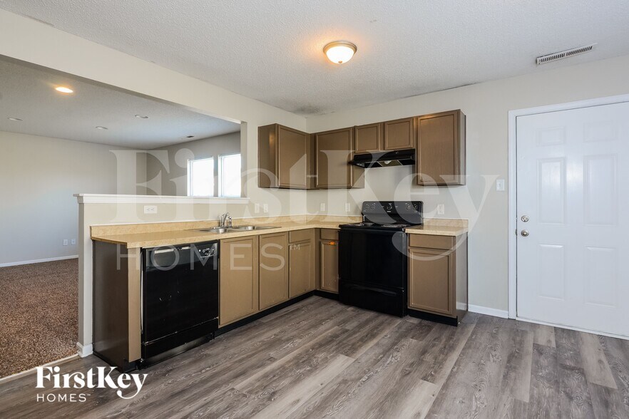 Building Photo - 8842 Cardinal Flower Ln