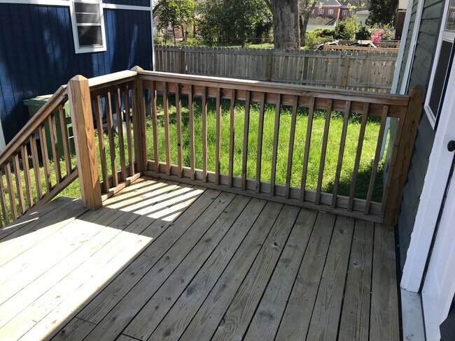 Building Photo - 1001 S 8th St