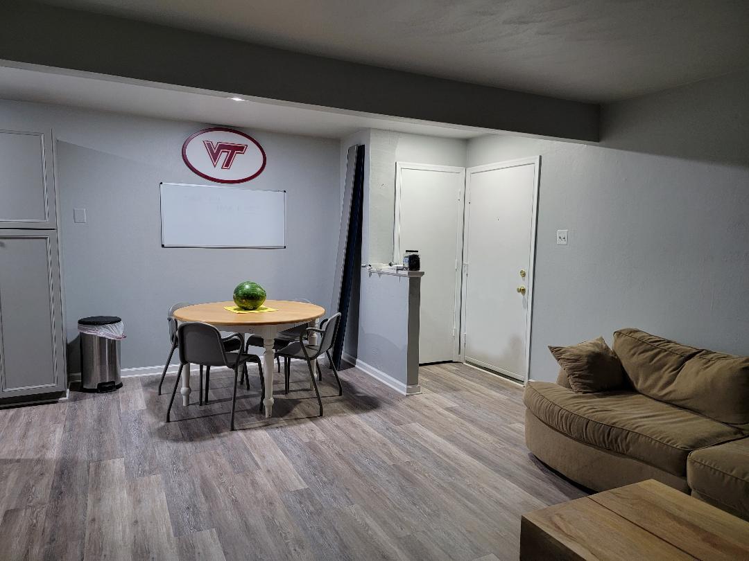 Building Photo - 1000 Progress St NW