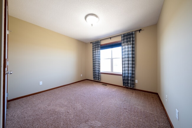 Building Photo - 1988 Commonwealth Blvd