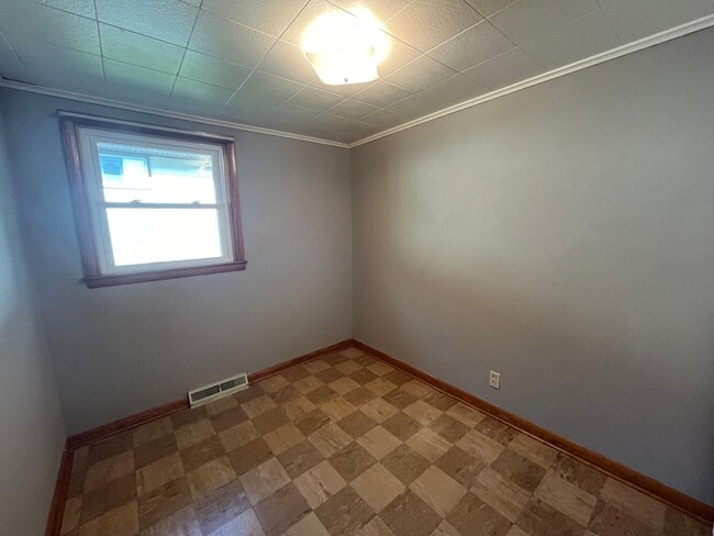 Building Photo - 3 Bed 1 Bath Single Family Home in Wausau