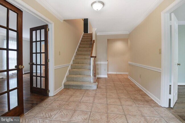 Building Photo - 8217 Lochinver Ln