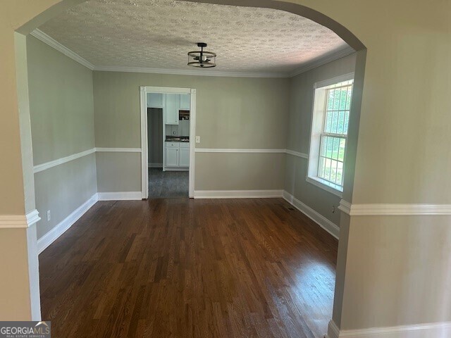 Building Photo - 305 Jeff Davis Rd