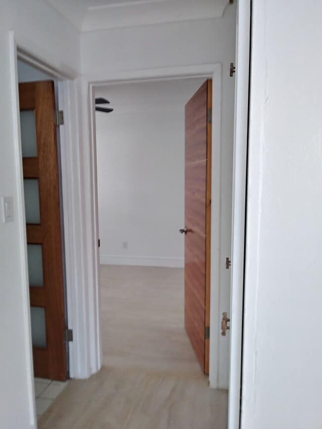 2nd Bedroom Entrance - 206 15th St