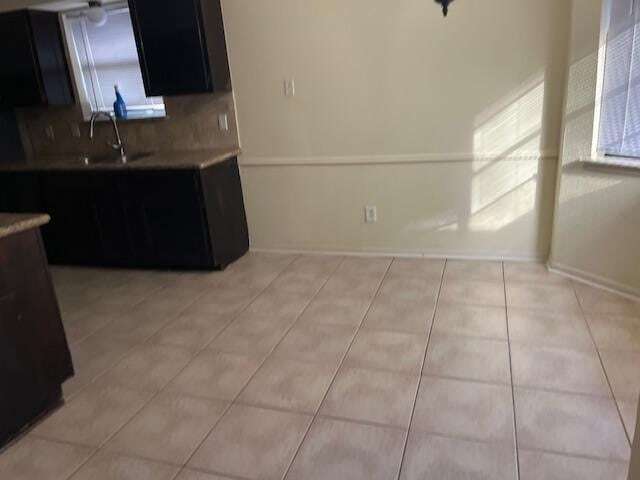 Building Photo - 15814 Havenhurst Dr