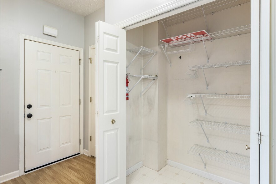 Building Photo - 46 Timber Ridge Dr
