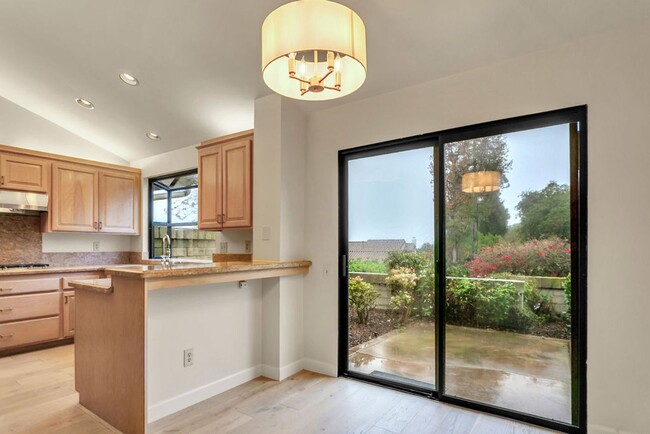 Building Photo - Beautiful Mount Soledad home in La Jolla! ...