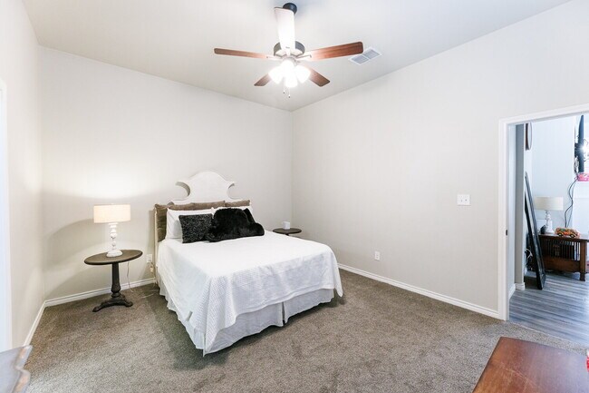 Building Photo - Spacious 4 Bed Home Near Frenship Schools | Modern Build | 2022 Construction