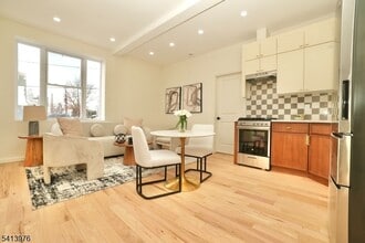 Building Photo - 15 Palisade Ave