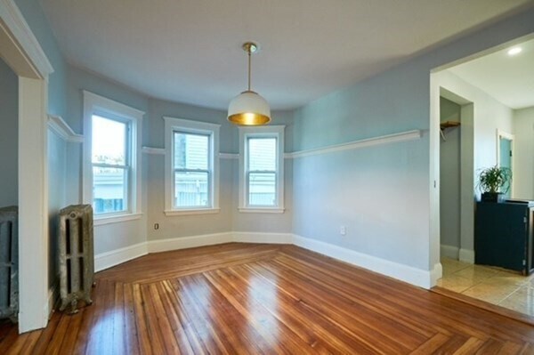 Building Photo - 17 Mount Ida Rd