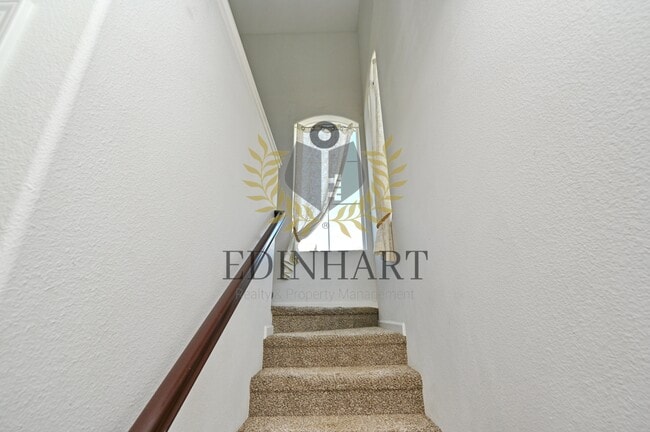 Building Photo - 3238 Lahar Ln