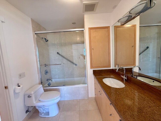 Building Photo - PANORAMIC BAY VIEW ESTATE IN PRESTIGIOUS TIBURON