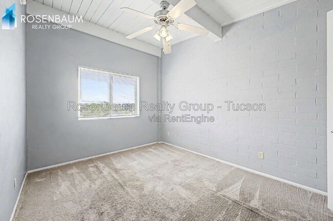 Building Photo - 2525 N Alvernon Way