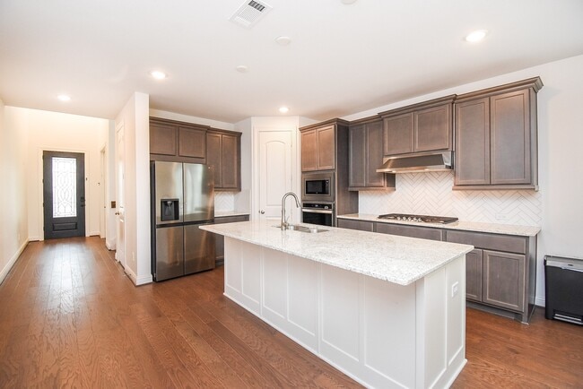 Building Photo - 9406 Water Breeze Ct