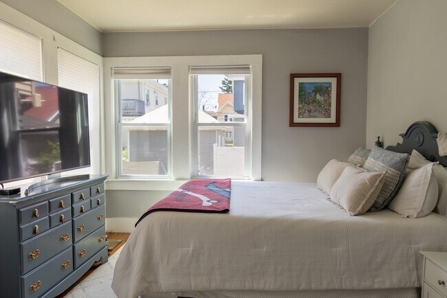 Building Photo - 58 Bromfield St
