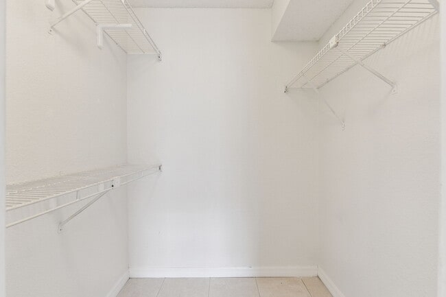 Building Photo - 5112 Conroy Rd