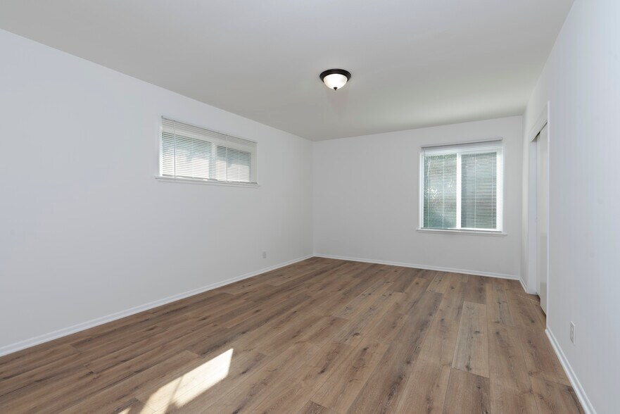 Building Photo - 14028 Cantlay St