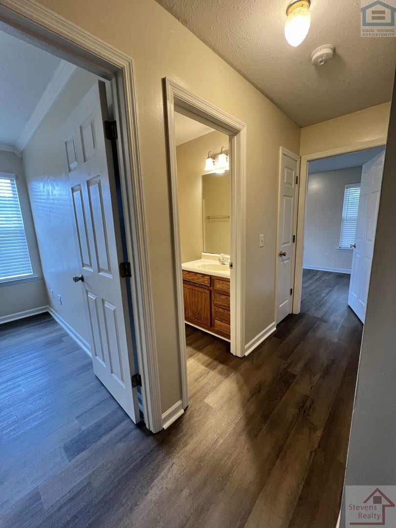 Building Photo - 3911 Allgood Ct