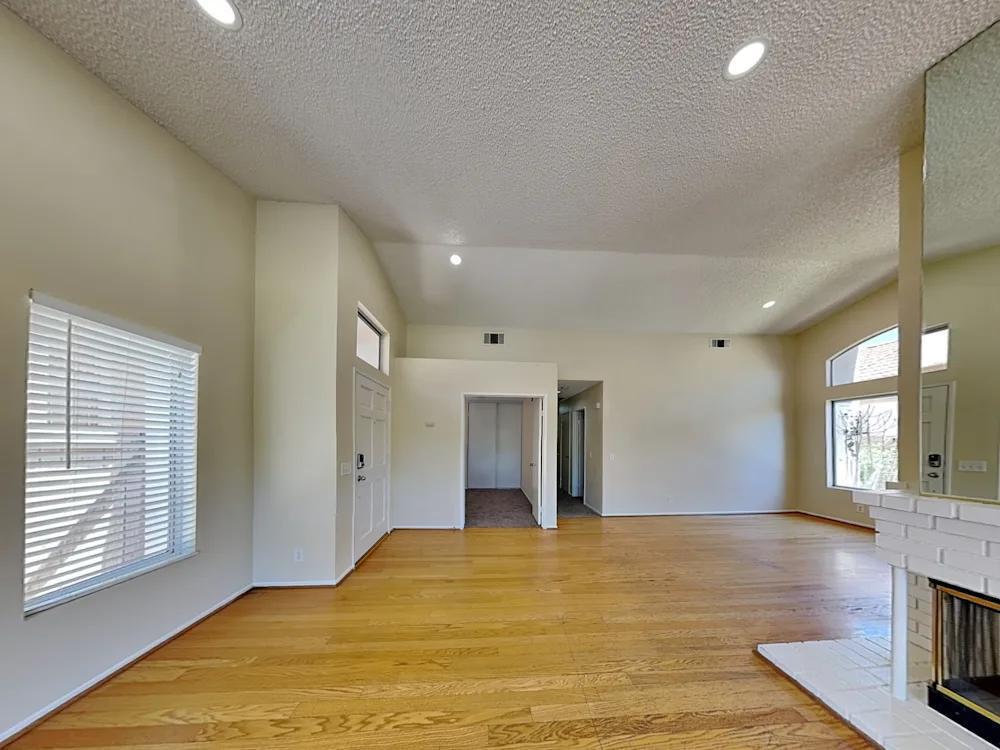 Building Photo - 28131 Orangegrove Ave
