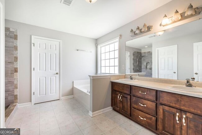 Building Photo - 105 Millstone Way