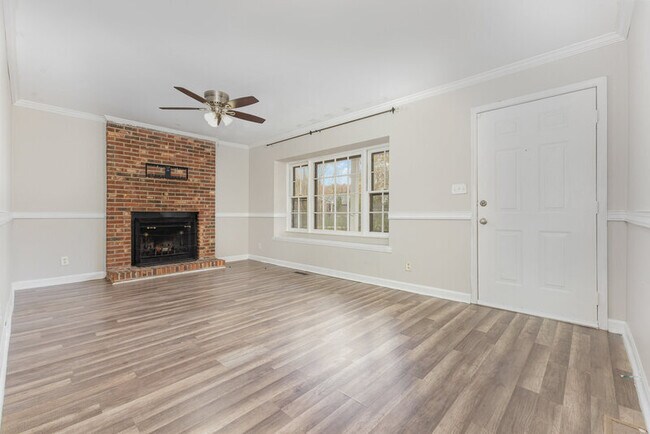 Building Photo - 8503 Beechbrooke Rd