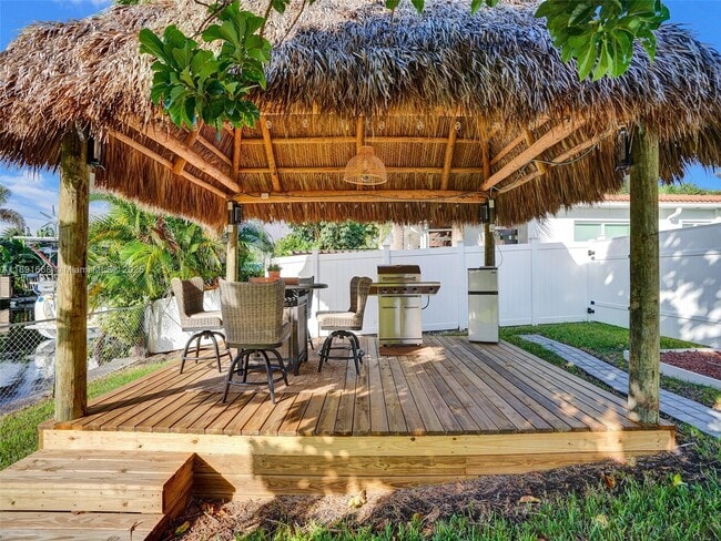 Building Photo - 1216 Guava Isle