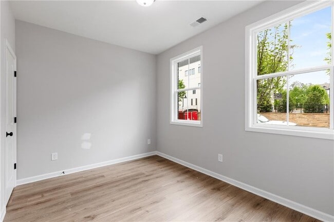 Building Photo - 426 Argosy Circle