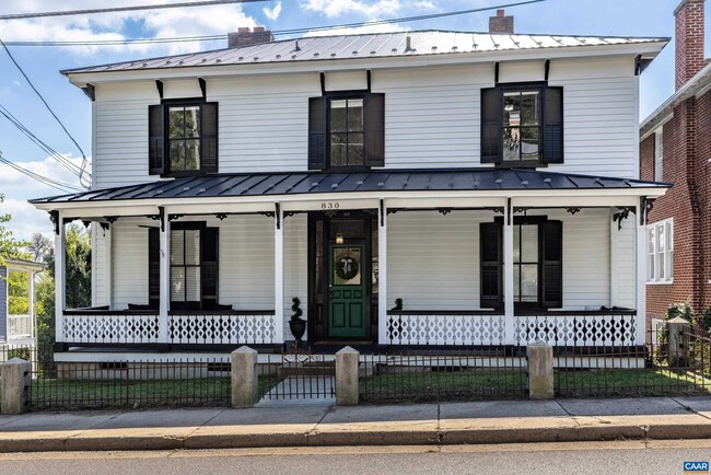 Building Photo - 830 W Beverley St