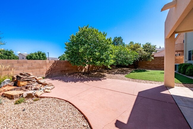 Building Photo - 10532 Coyote Canyon Pl NW