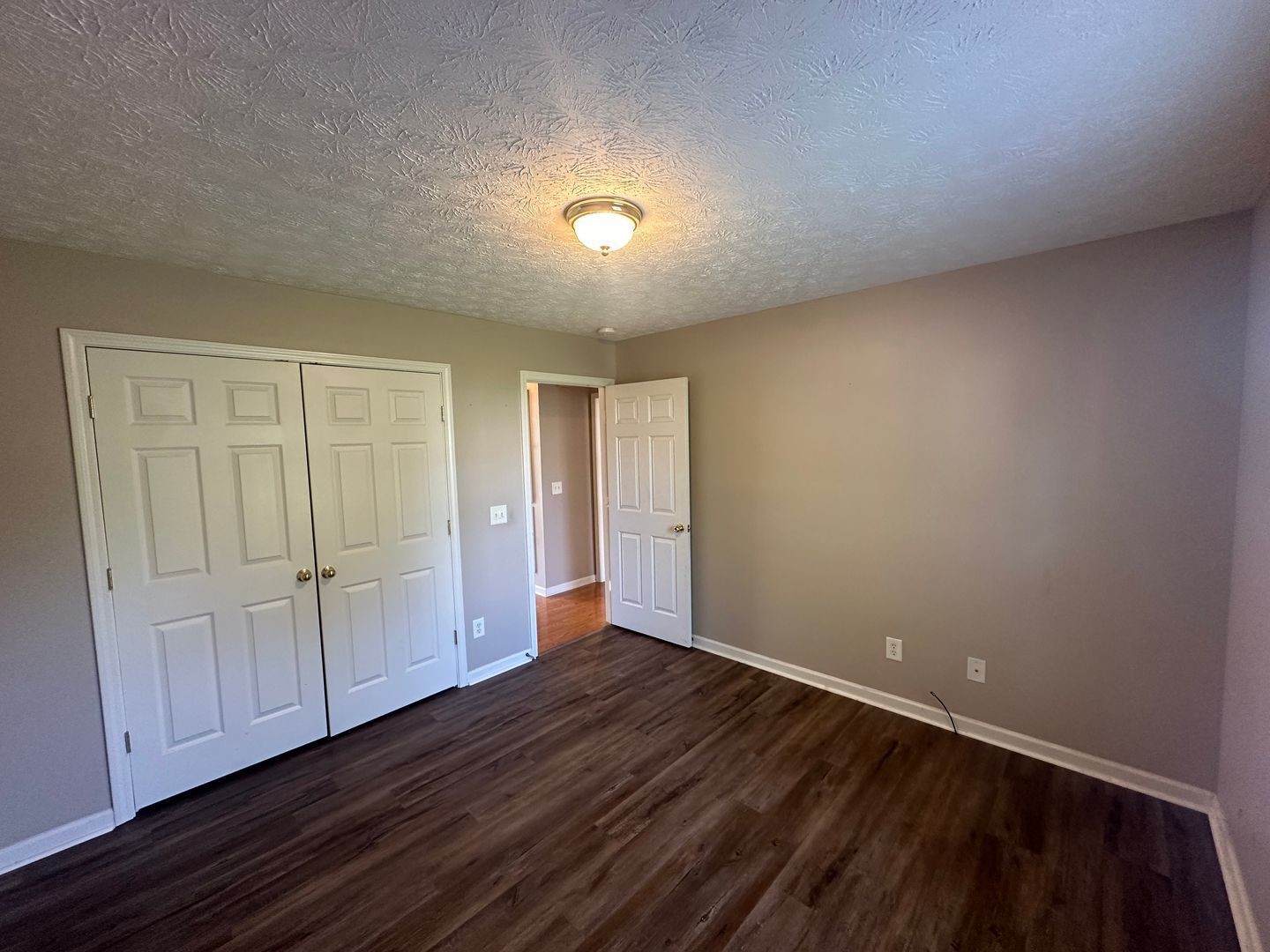 Building Photo - 3222 Briarhill Ct