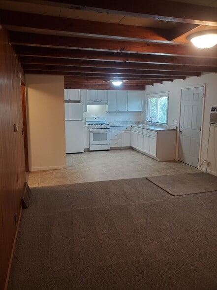 Building Photo - 701 1st Ave