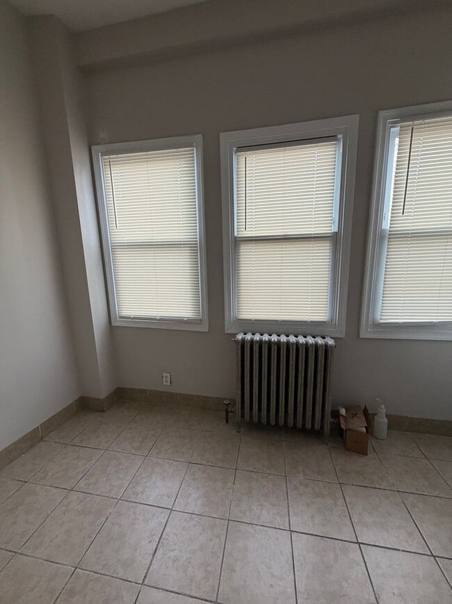 Building Photo - Section 8 approved! Newly renovated 4 bedroom, 1.5 bath