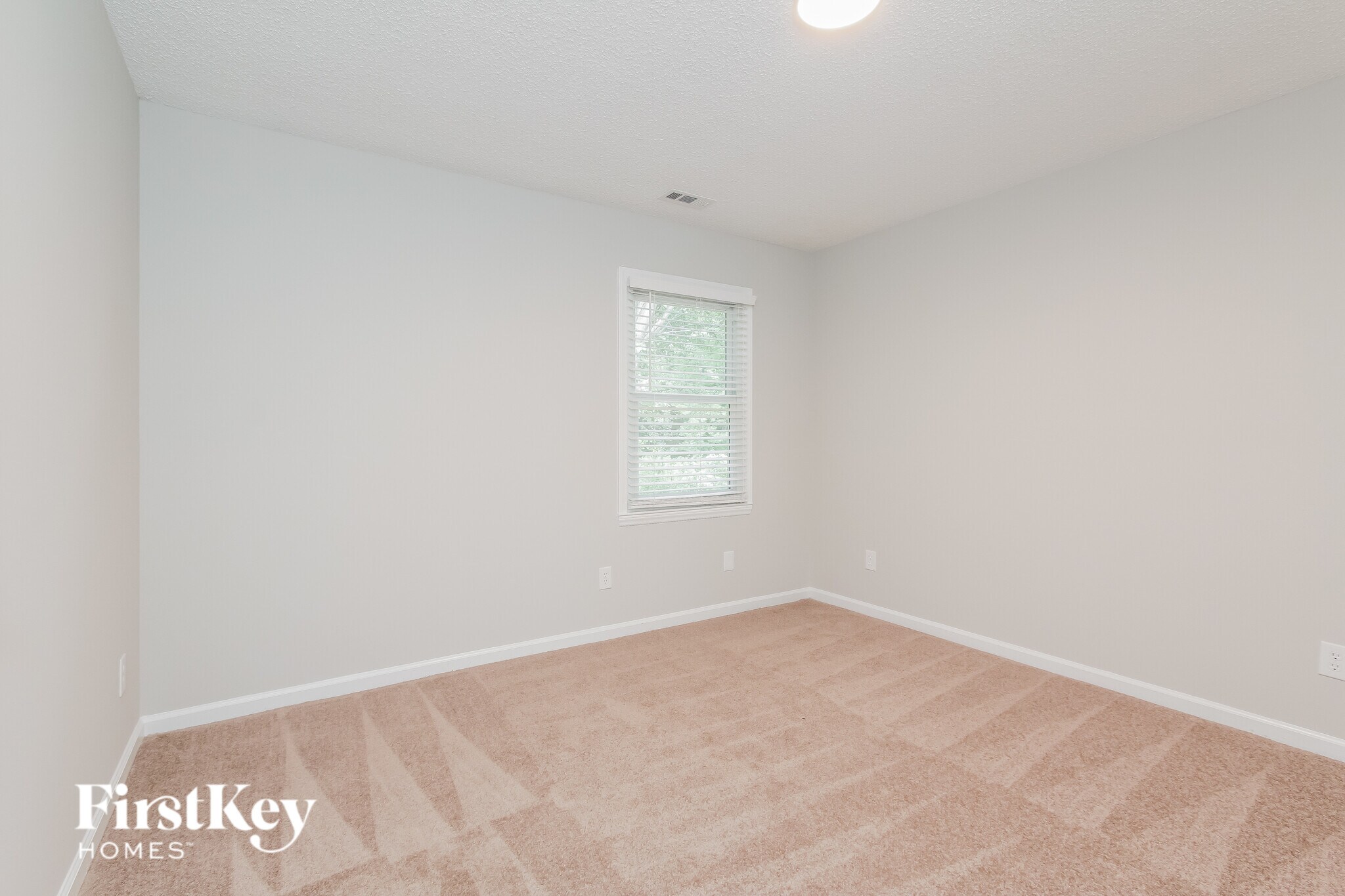Building Photo - 13906 Loch Loyal Dr